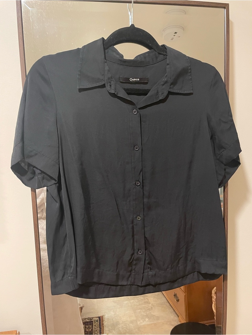 Quince black silk short sleeve top size small